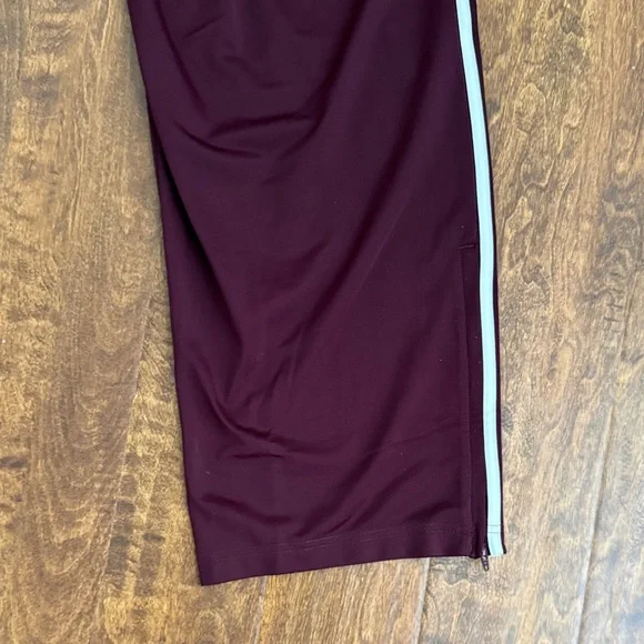 Adidas Men’s Maroon Trefoil Track Pants with White Stripes Size M - Picture 15 of 16